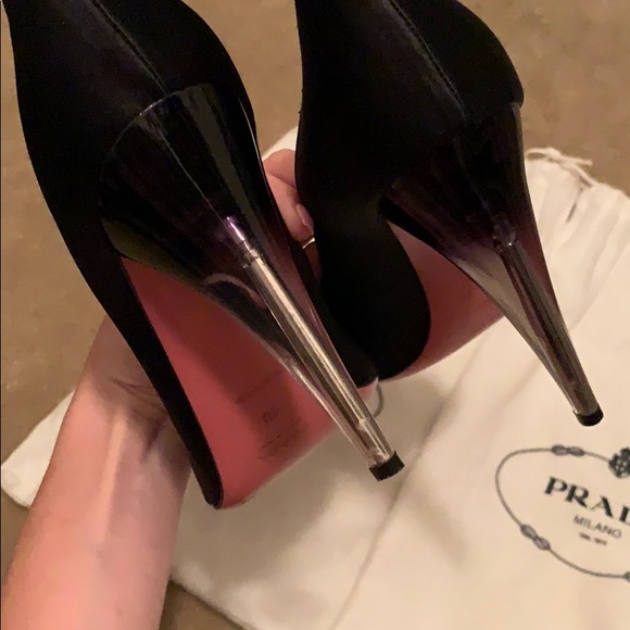 Vintage Prada heels. - Picture 6 of 8